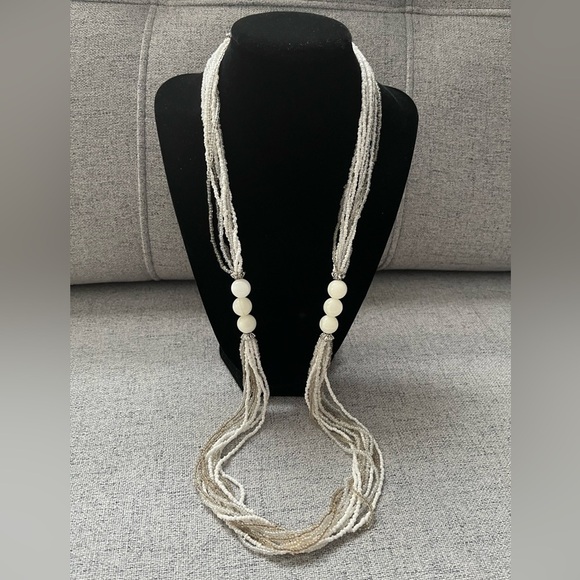 VINTAGE Flapper long Glass beaded necklace or choker White glass silver Glamour - Picture 7 of 11